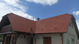 Maison dans le Jura avec une toiture entièrement refaite par AEH